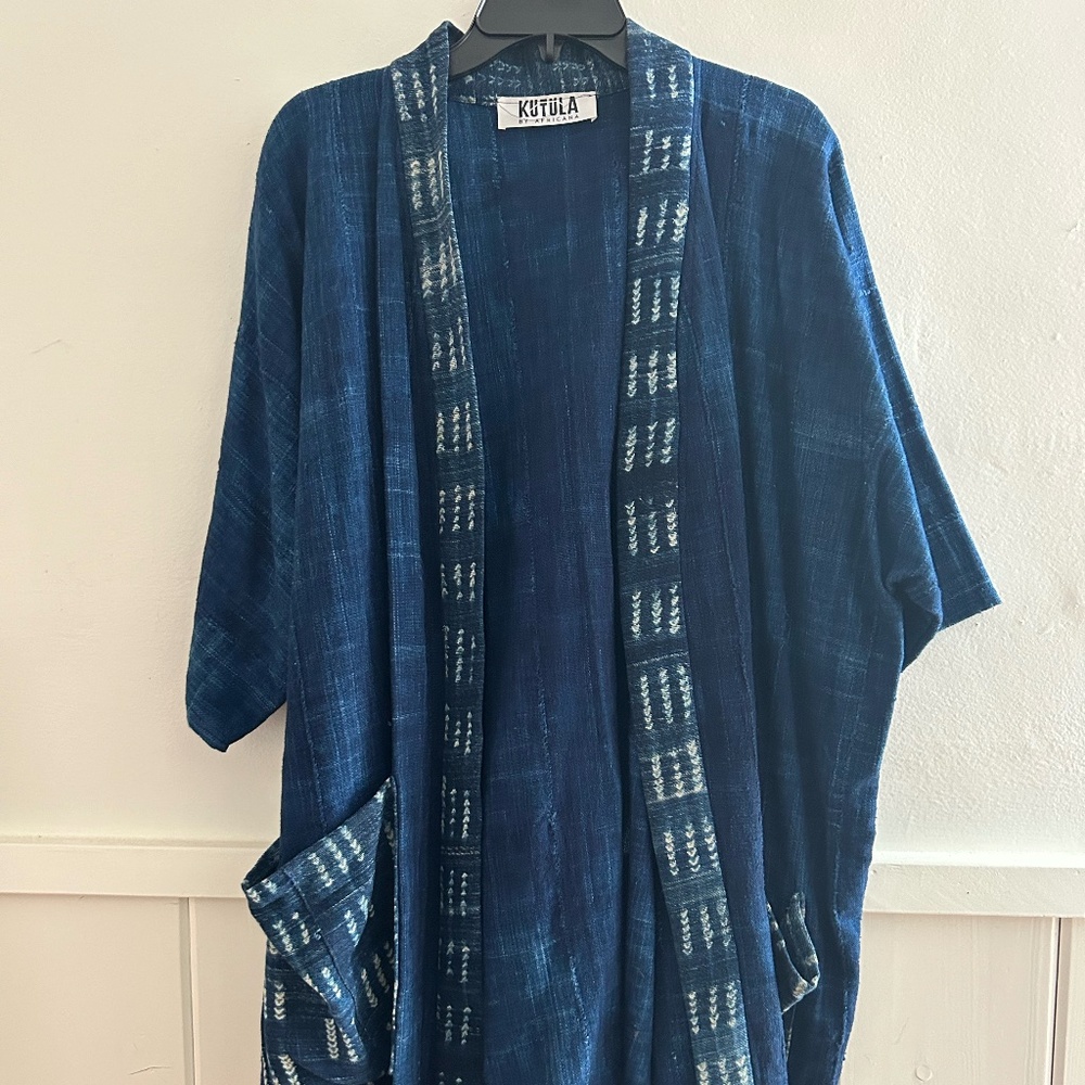KUTULA BY AFRICANA BLUE LINEN KIMONO WITH BATIK EDGE AND POCKETS, O/S